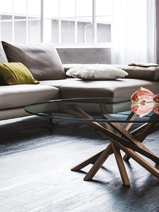 Tavolino Atari in cristallo con base in legno di Cattelan Italia