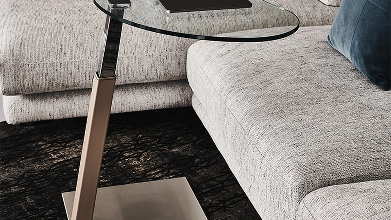 Tavolino in vetro e acciaio inox Lap di Cattelan Italia
