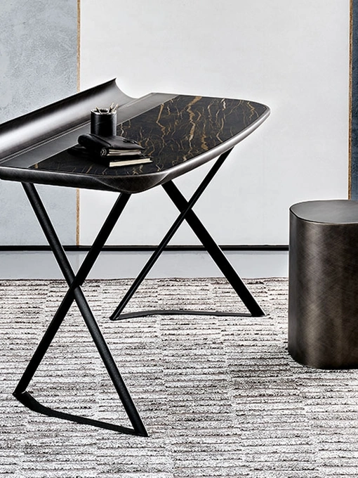Scrittoio Cocoon Keramik con base in acciaio e piano in ceramica di Cattelan Italia