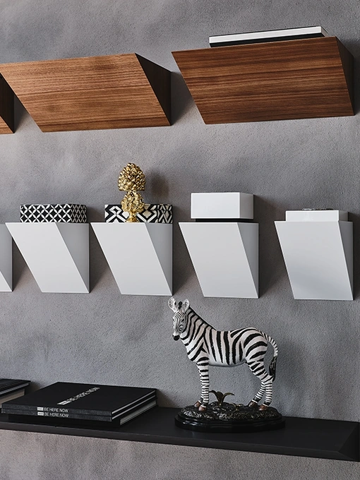  Mensola di design in legno Pendola realizzata in 3 dimensioni triangolari di Cattelan Italia