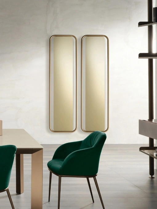 Specchio Iris con cornice in metallo di Riflessi