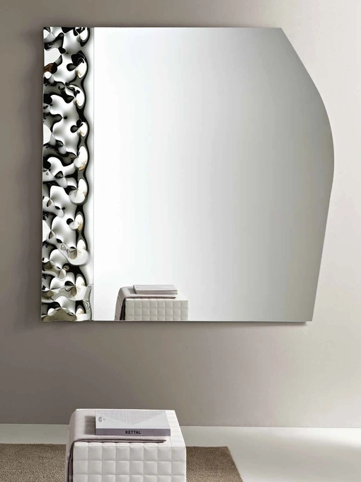 Specchio Lock con inserto in vetro mosso di Capodarte