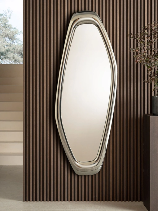 Specchio Soul con cornice in cristallo di Riflessi