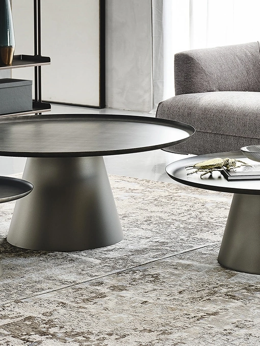 Tavolino in metallo verniciato goffrato Amerigo di Cattelan Italia