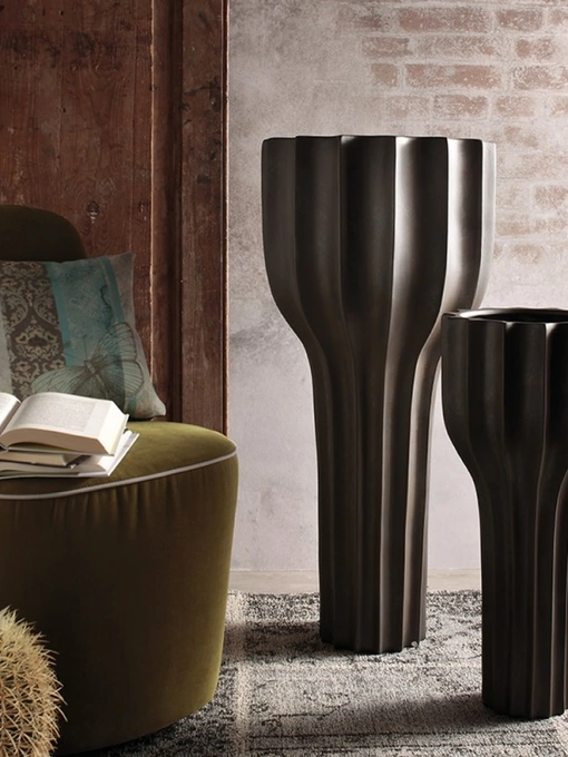 Vaso Line Metallic in ceramica di Adriani e Rossi
