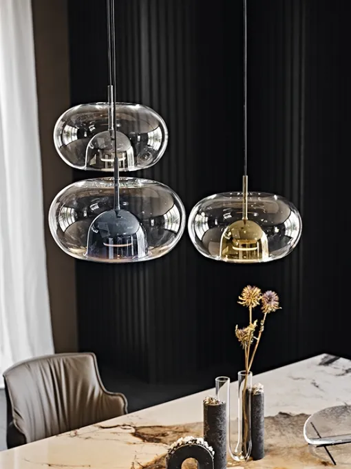 Lampada a sospensione con paralume in vetro borosilicato trasparente e calotta interna in vetro borosilicato verniciato Coimbra di Cattelan Italia