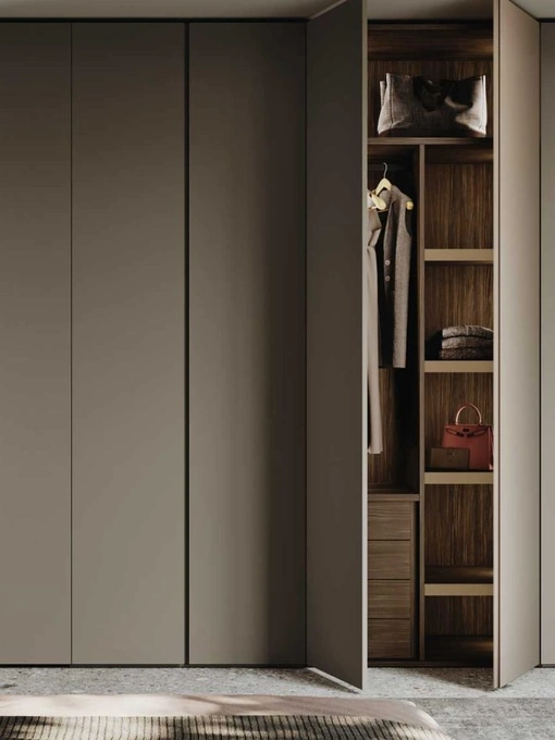 Armadio ad anta battente Groove di GF Interiors