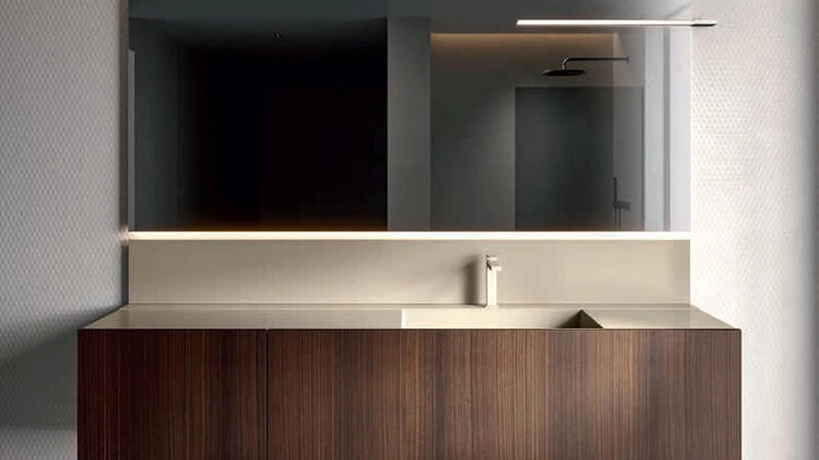 Mobile da Bagno sospeso Hexis 2337 in impiallacciato eucalipto di Edoné
