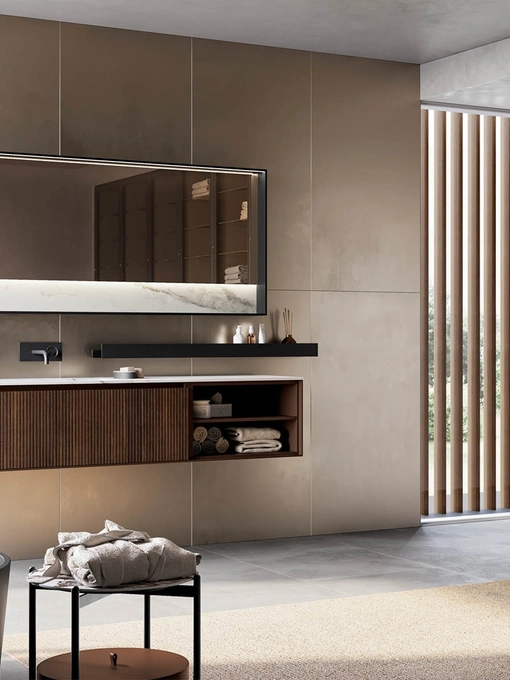 Mobile da Bagno sospeso in canneté rovere termotrattato e laccato opaco moka Traccia 04 di Birex