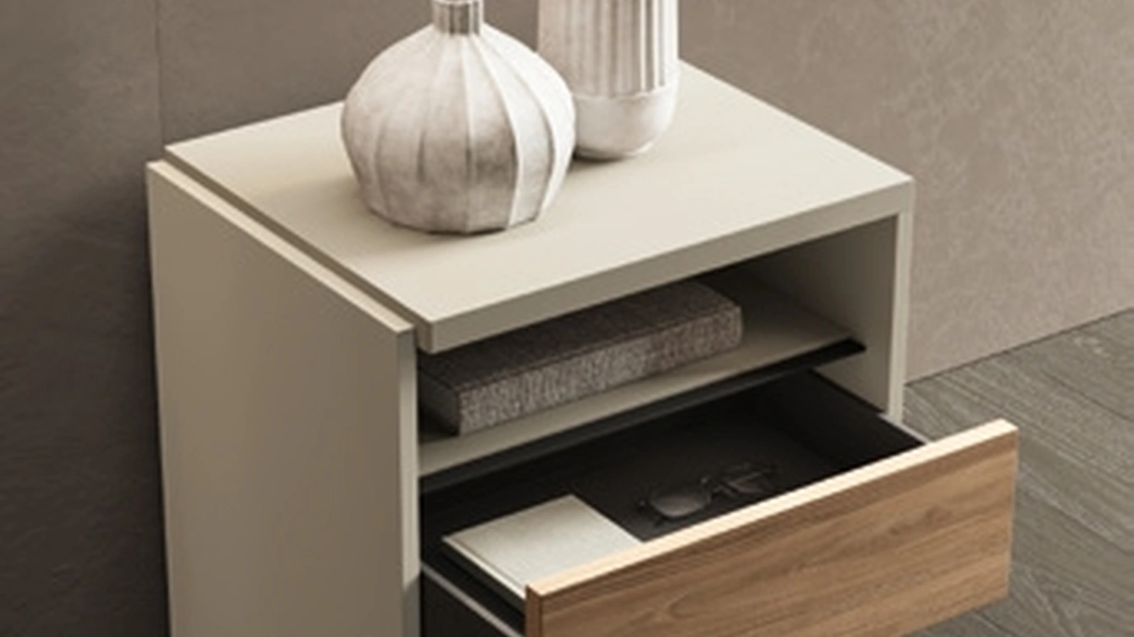 Comodino Wonder in laccato e bilaminato Noce di GF Interiors