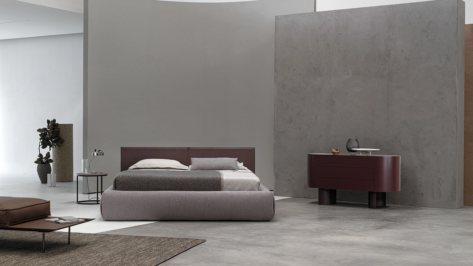 Letto in pelle e tessuto Tab di Cierre Imbottiti