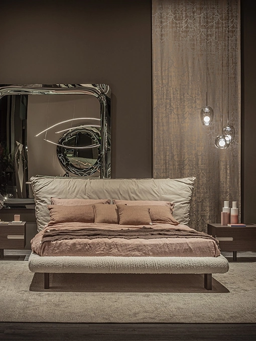 Letto di design Pascal in pelle e tessuto di Cattelan Italia