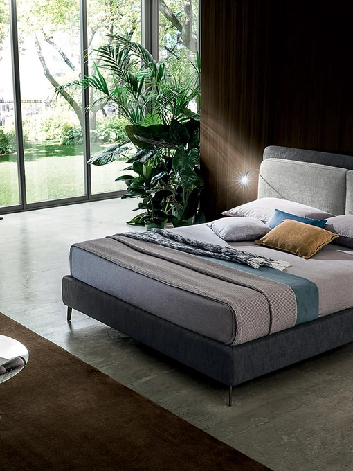 Letto in tessuto con testiera dotata di luci a LED per la lettura Penny di Felis