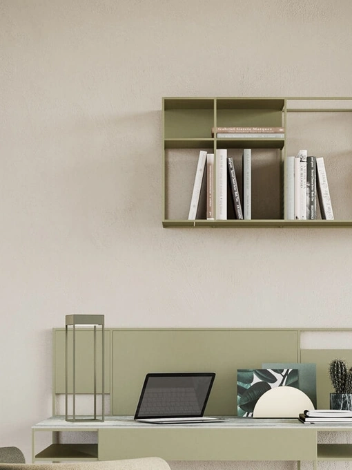 Libreria sospesa Levia Wall in metallo verniciato di Ronda Design