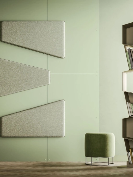 Libreria componibile Su formata da poligoni irregolari in metallo di Ronda Design