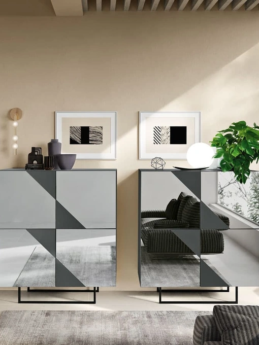 Madia Alta Arte con ante in MDF rivestite in vetro specchio di Capodarte