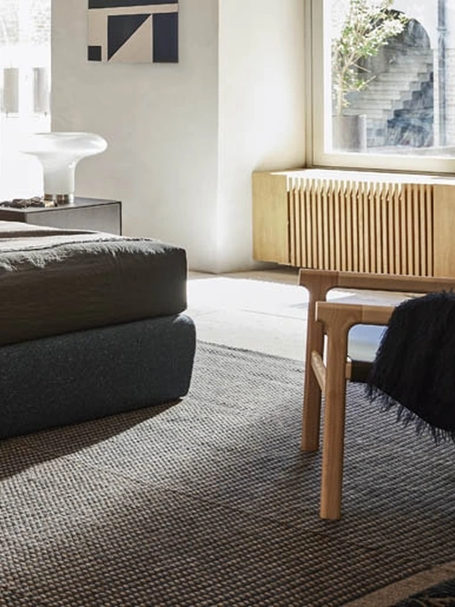 Poltroncina in cuoio con struttura in legno Fushimi Lounge di Pianca