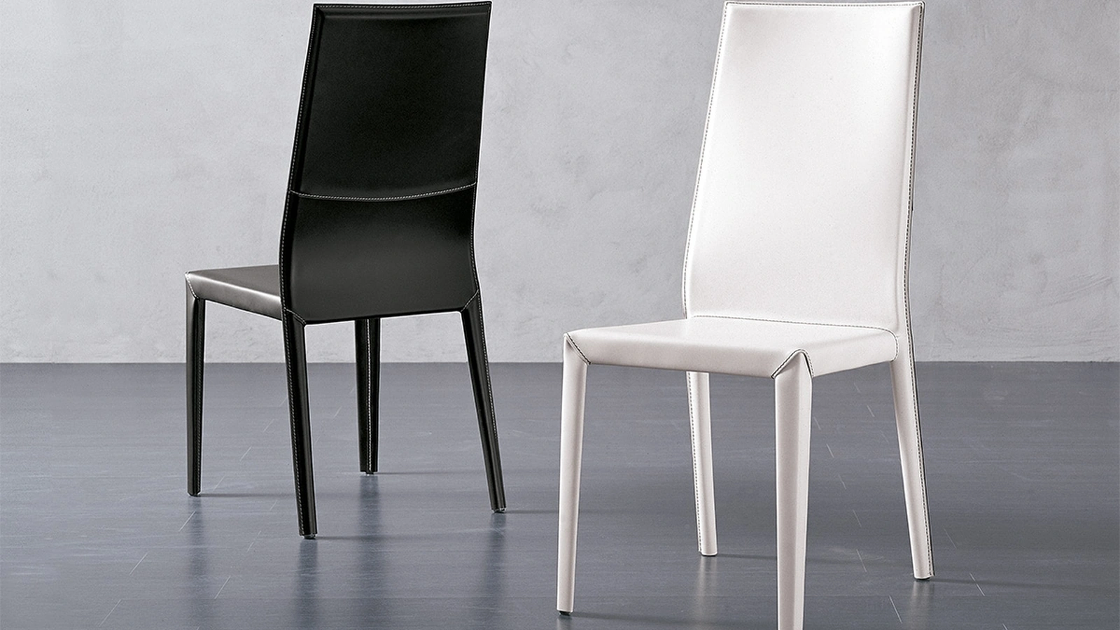 Sedia in cuoio senza braccioli con schienale alto Margot Cattelan Italia
