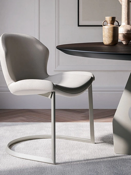 Sedia Rachel Cantilever di Cattelan Italia