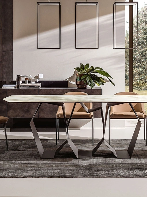Sedia in pelle Izoard di Ronda Design