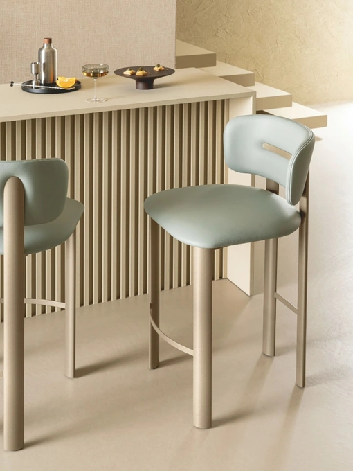 Sgabello Velvet di Riflessi