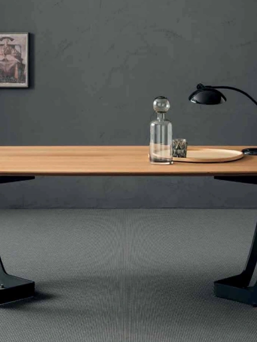 Tavolo fisso di design London di Alta Corte