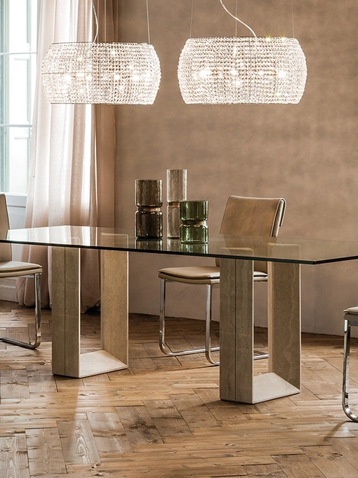 Tavolo con base in marmo e top in cristallo Diapason di Cattelan Italia