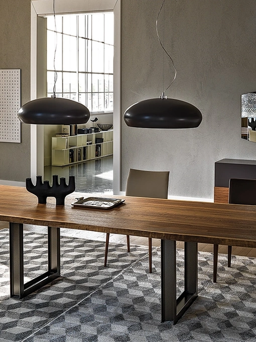 Tavolo in legno massello Sigma di Cattelan Italia