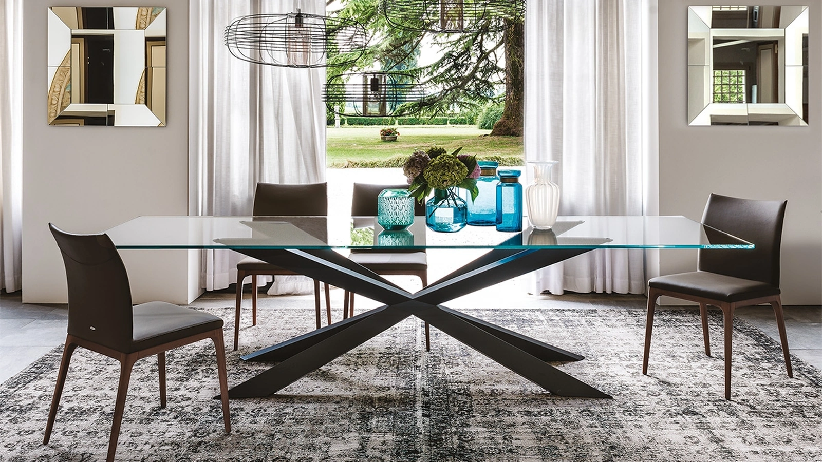 Tavolo Spyder di Cattelan Italia