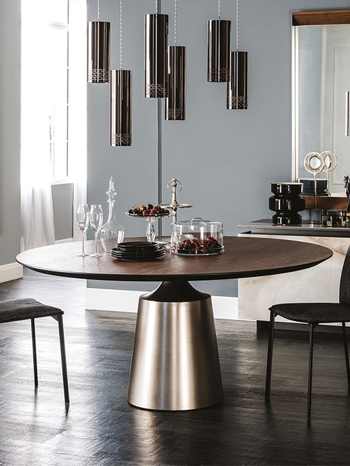 Tavolo rotondo con base in acciaio e piano in legno Yoda Wood di Cattelan Italia