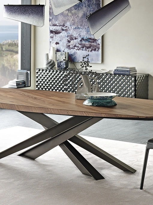 Tavolo rettangolare con piano in legno pregiato Lancer Wood di Cattelan Italia