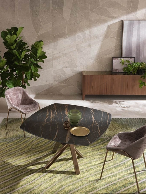 Tavolo allungabile Shangai Square con top in ceramica e base in alluminio verniciato di Riflessi