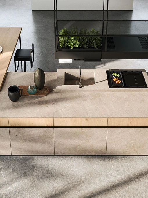 Cucina Design con isola in gres e rovere antico biondo Ak 04 03 di Arrital