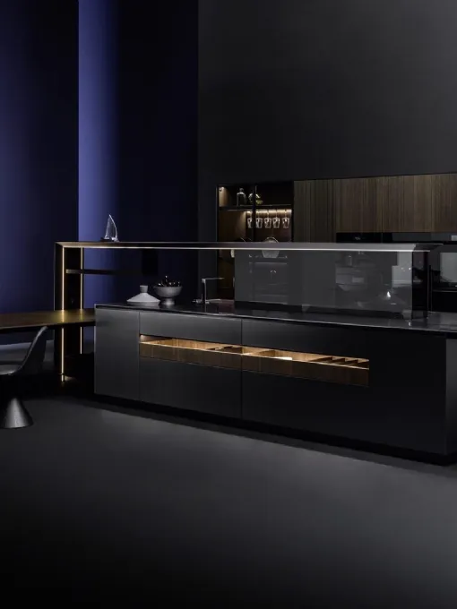 Cucina Design con isola Nautila 01 in laccato Texture 3d sand nero con top in acciaio inox di Arrital
