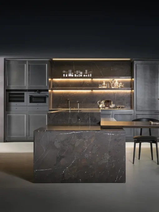 Cucina Design con isola Filò Project 1 in laccato Fusion Ossidato di Euromobil